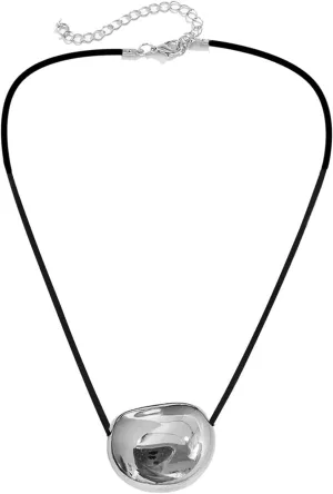 Stylish Metal Oval Shaped Neckchain Geometric Pendant Necklace Adjustable PU Leather Cord Clavicle Chain Elegant Jewelry, horizontal 1, Silver