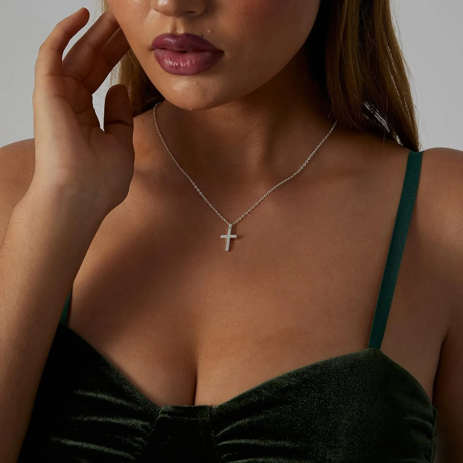 VIROMY Gold Cross Necklace for Women 14K Gold Plated Cute Sidways Cross Pendant Choker Necklaces Simple Trendy Everyday Jewelry for Women
