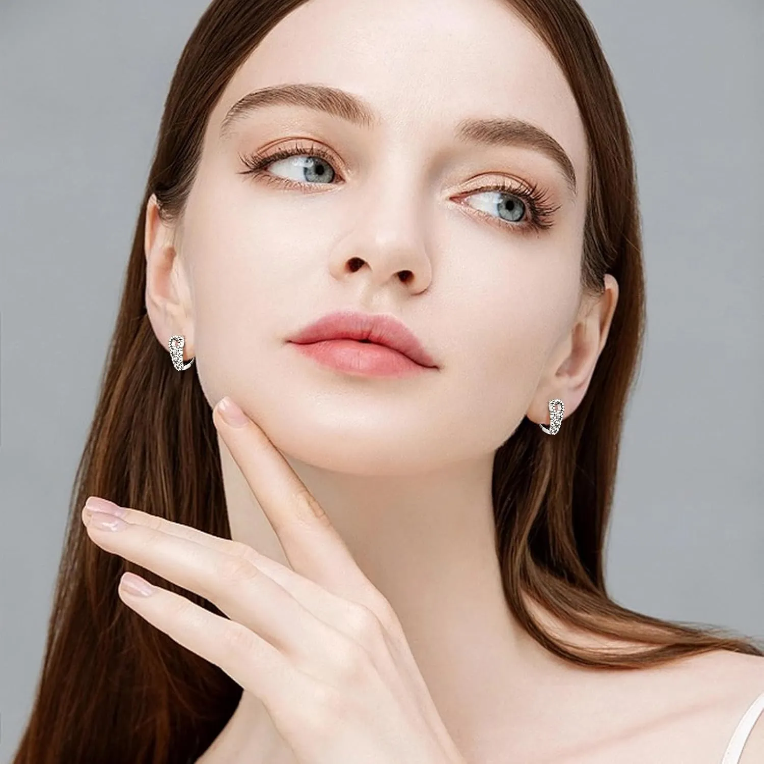 WOAINI Small Hoop Earrings in Sterling Silver with Moissanite Stones, Hypoallergenic Elegant Moissanite Huggie Hoops Dainty Earrings Gifts for Women