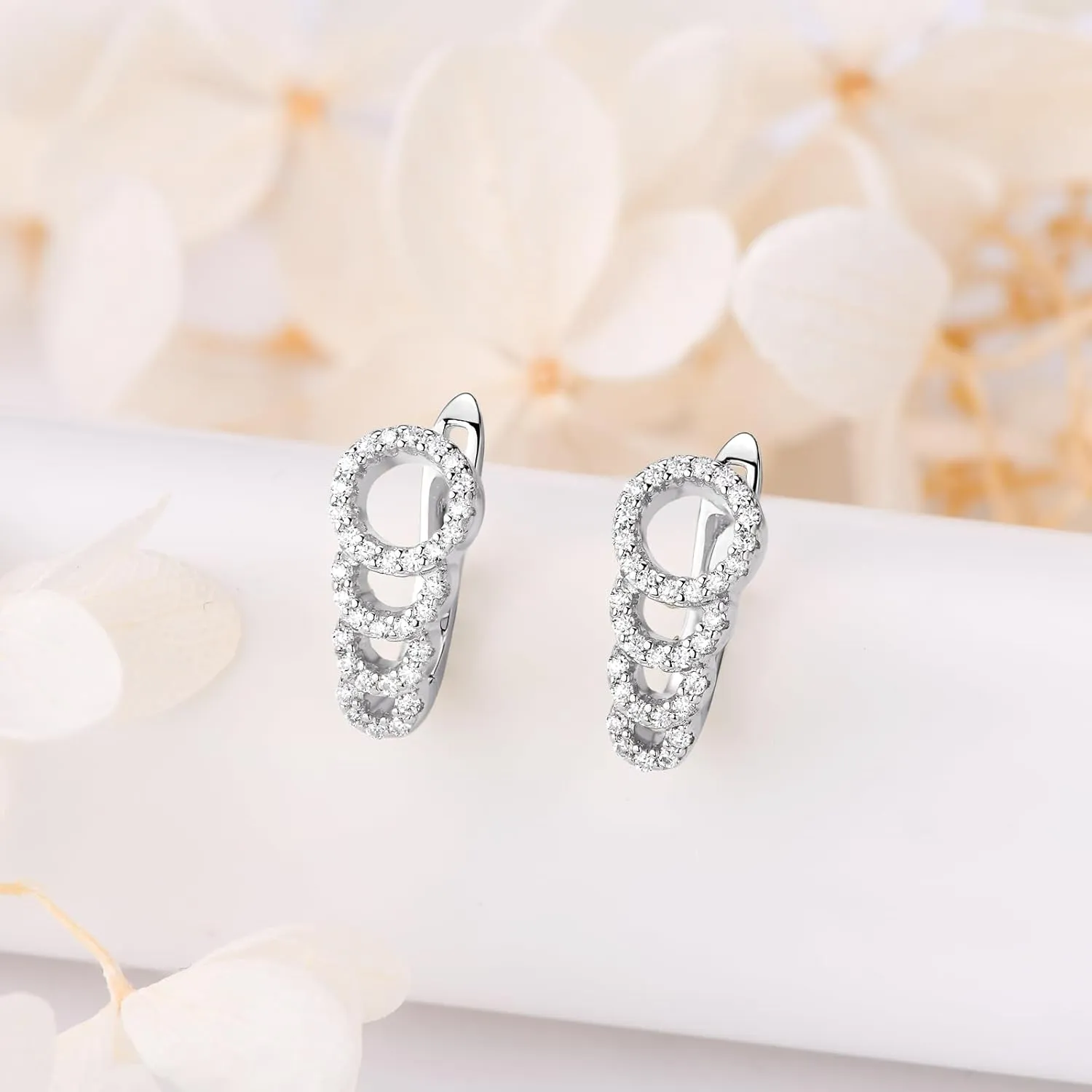 WOAINI Small Hoop Earrings in Sterling Silver with Moissanite Stones, Hypoallergenic Elegant Moissanite Huggie Hoops Dainty Earrings Gifts for Women