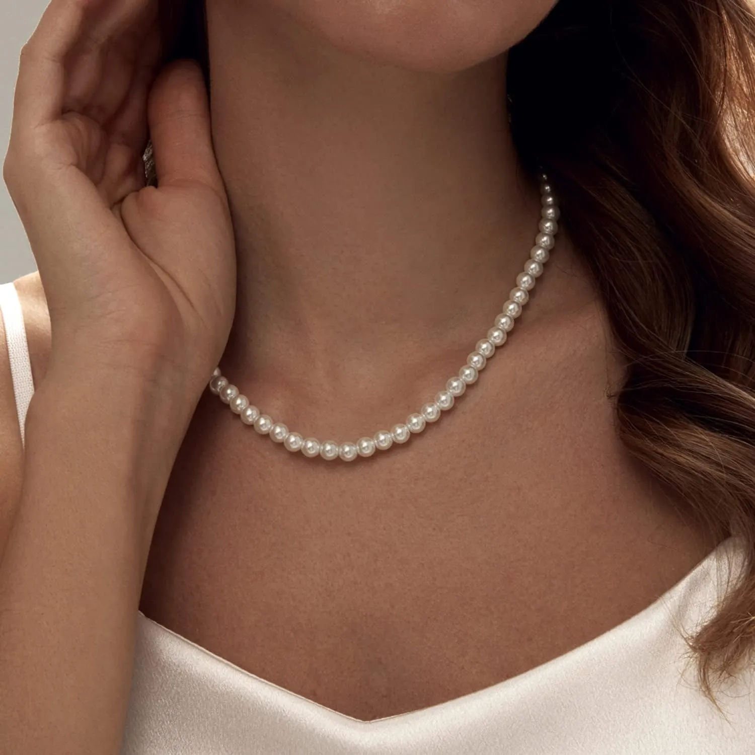 Zeffy Pearl Necklace 4MM/6MM/8MM Dainty Round Imitation Pearl Choker Necklace Wedding Pearl Necklace Delicate Jewelry for Women Simple Bridesmaid Jewelry Gifts